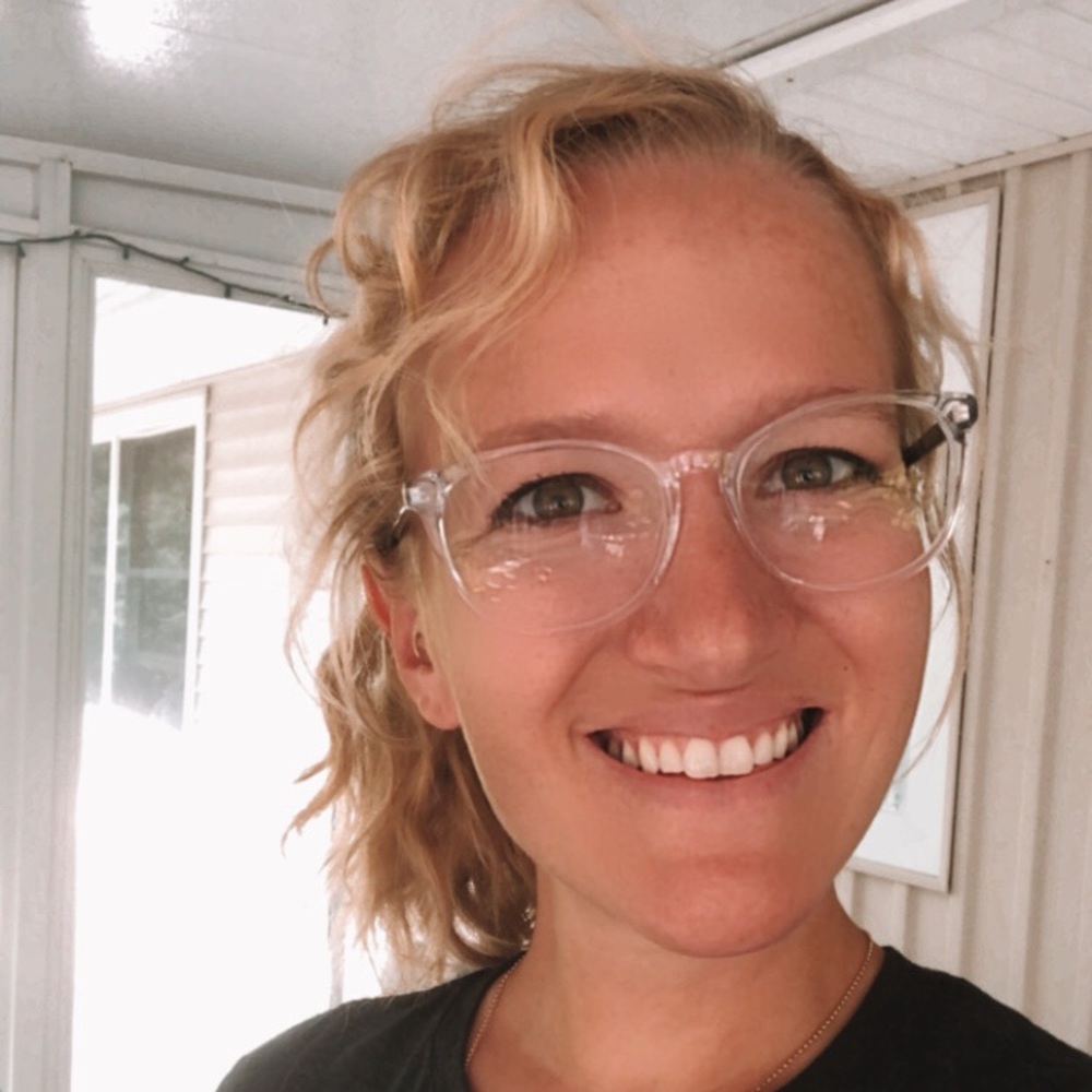 Meet your Posher, Emily